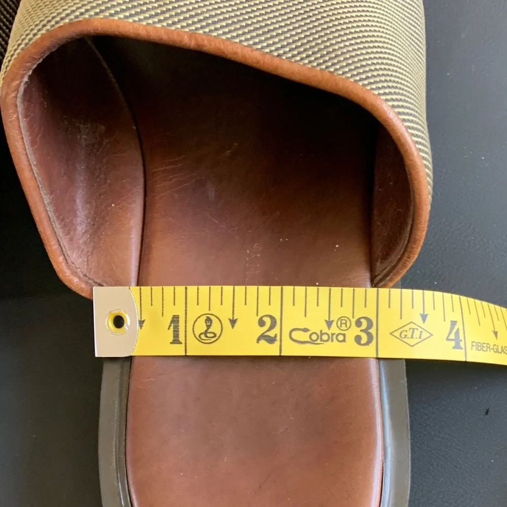Made in Italy Leather Slide Sandals Neutral Tan Brown Cushioned Footbed Comfort